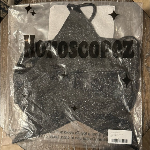 Horoscopez So Vain Crop Top Sz M Black Star Glitter Satin Backless Halter NWT - Picture 1 of 3